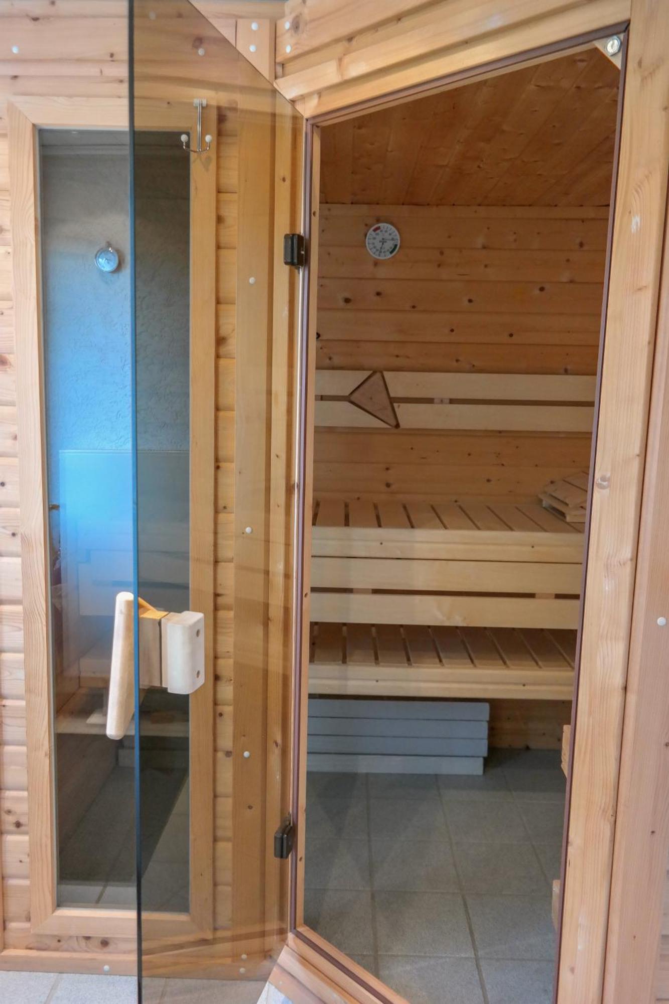 4Pers House Christine W Sauna, Winter Garden & Fishing Pier Anjum Exterior photo